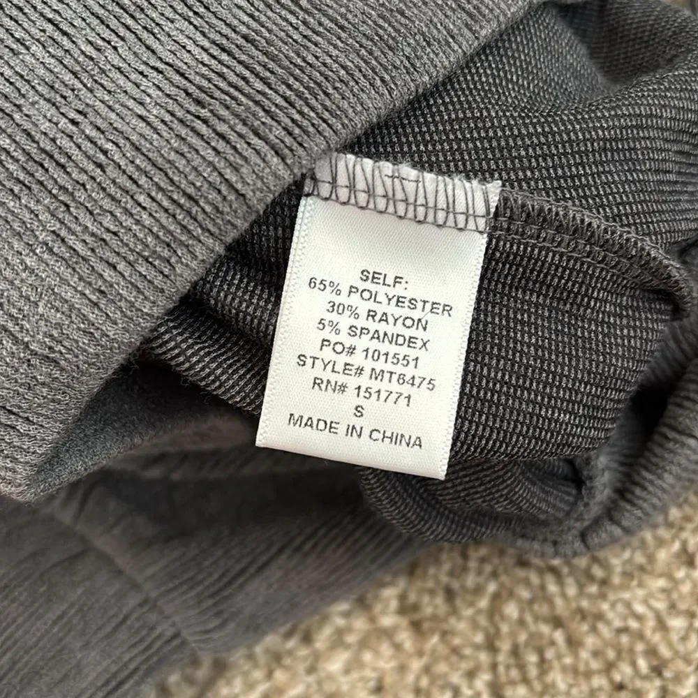 Lelis Collection heathered grey long sleeved rib knit sweater - S